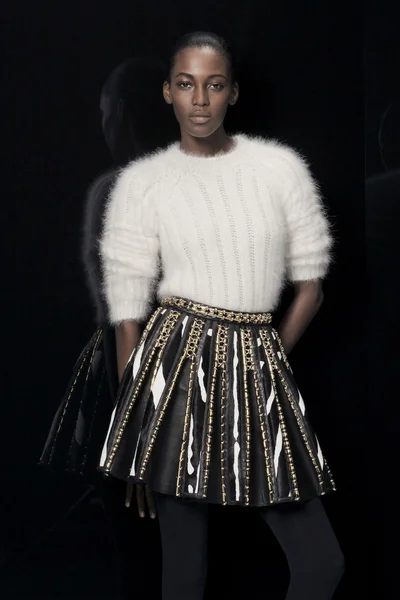 Look 29